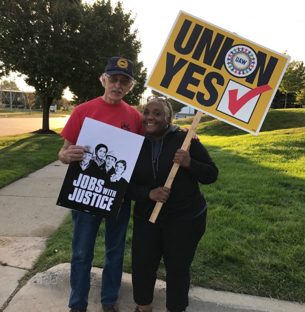 Helena Scott with UAW Union Worker - 1619